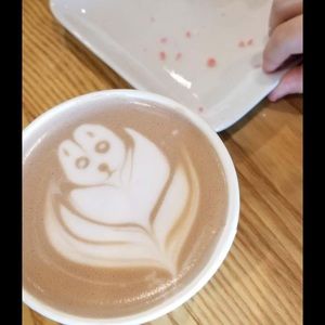 Meet your Posher, Melanie